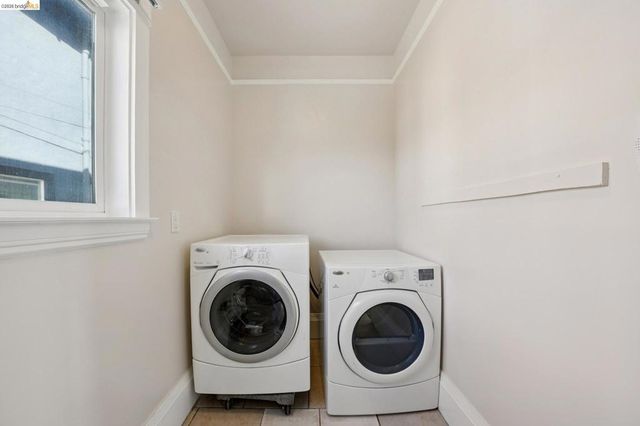 5339 Princeton St, Oakland, CA 94601