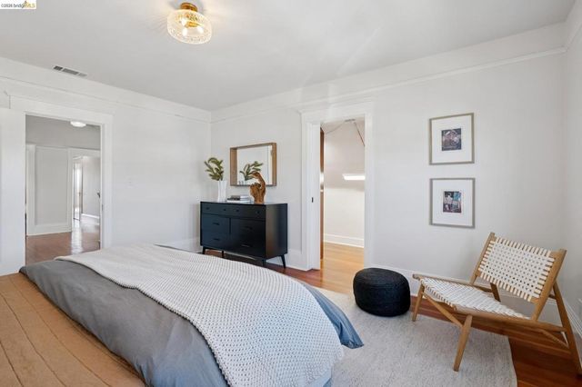 5339 Princeton St, Oakland, CA 94601