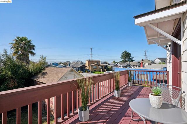 5339 Princeton St, Oakland, CA 94601