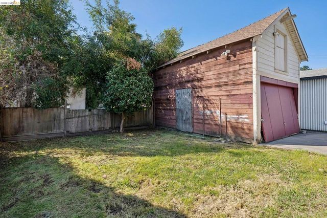 5339 Princeton St, Oakland, CA 94601