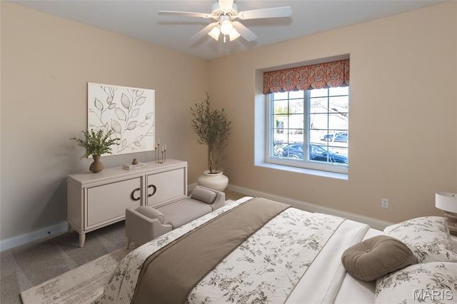 989 Hanna Bend Court, Manchester, MO 63021