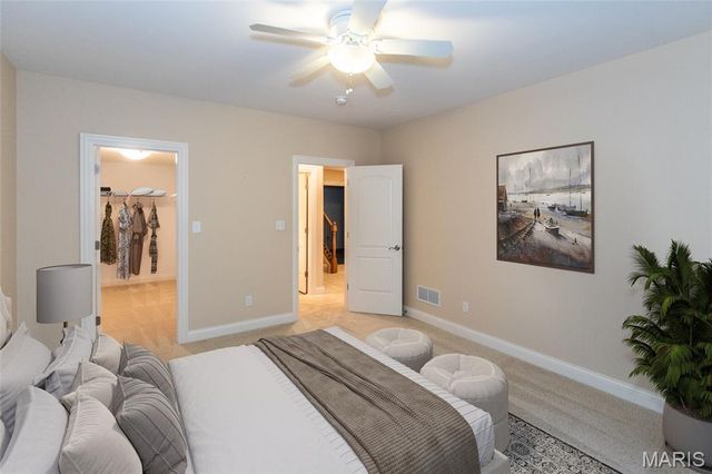 989 Hanna Bend Court, Manchester, MO 63021