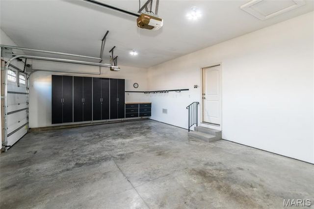 989 Hanna Bend Court, Manchester, MO 63021