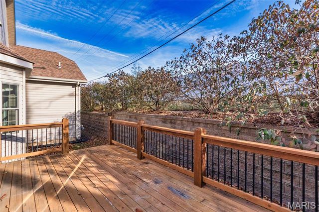 989 Hanna Bend Court, Manchester, MO 63021