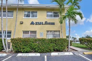 4051 NE 13th Avenue, Oakland Park, FL 33334