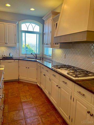 7087 Bridgetown Road, Green Twp, OH 45248