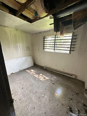 19326 Andover Street, Highland Park, MI 48203