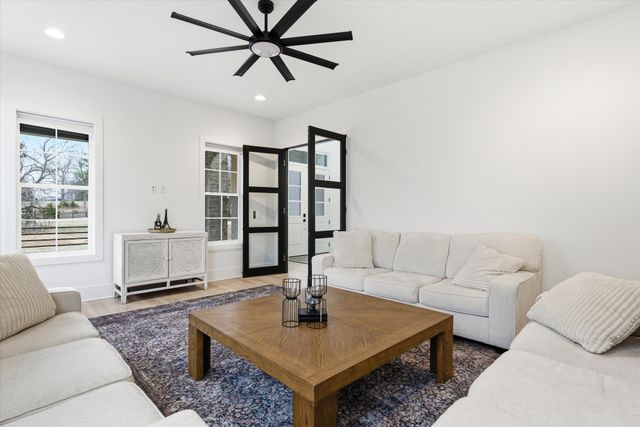 2085 Kidd Rd, Nolensville, TN 37135