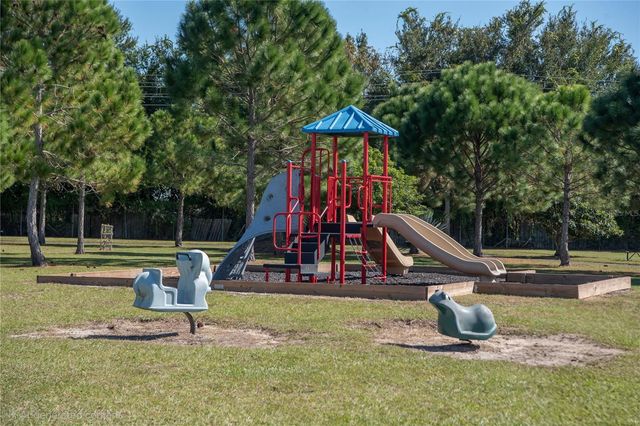 4865 KINGSTON CIRCLE, Kissimmee, FL 34746