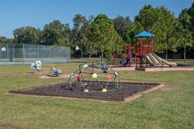 4865 KINGSTON CIRCLE, Kissimmee, FL 34746