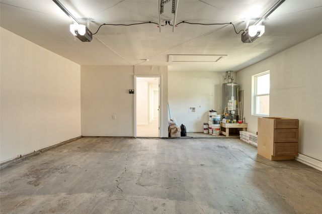 729 Oakwood Avenue, Hurst, TX 76053