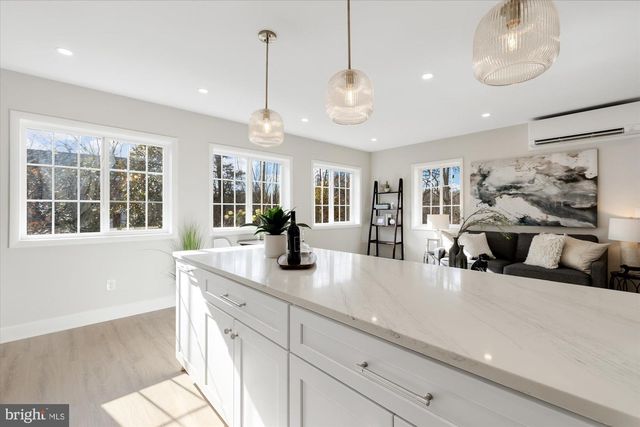 3254 GUNSTON RD, Alexandria, VA 22302