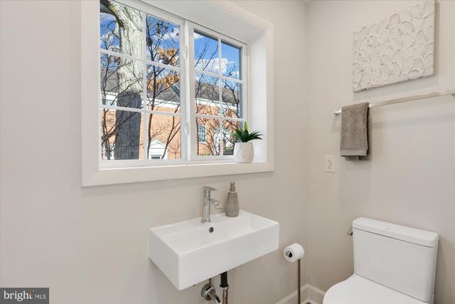 3254 GUNSTON RD, Alexandria, VA 22302