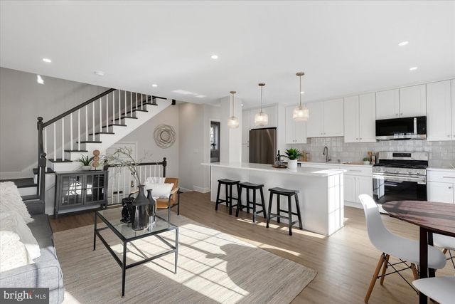 3254 GUNSTON RD, Alexandria, VA 22302