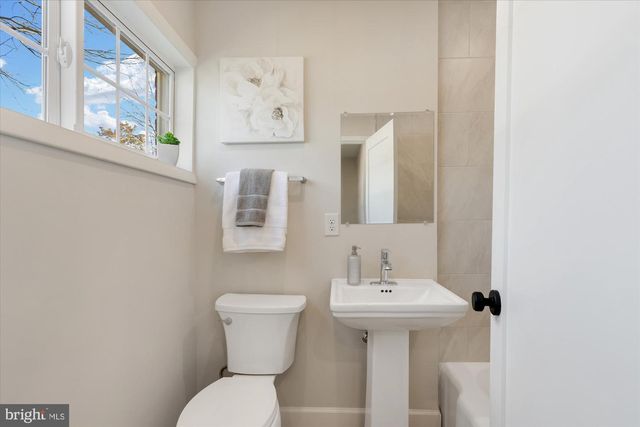 3254 GUNSTON RD, Alexandria, VA 22302