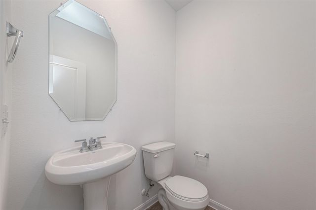 325 Maple Bark Trail, Conroe, TX 77378