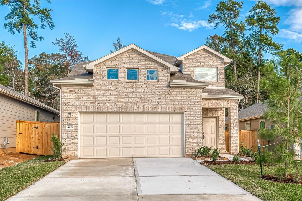 325 Maple Bark Trail, Conroe, TX 77378