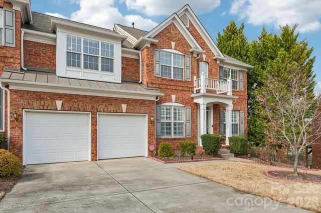 10826 Rogalla Drive, Charlotte, NC 28277