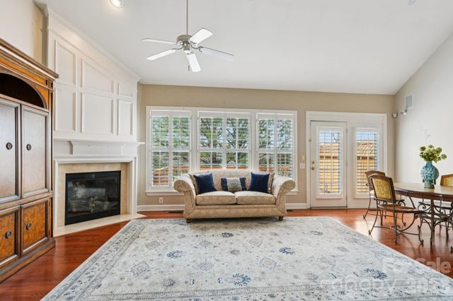 10826 Rogalla Drive, Charlotte, NC 28277