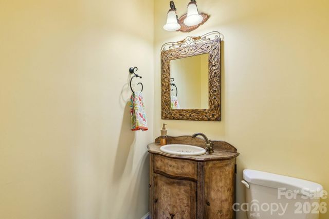 10826 Rogalla Drive, Charlotte, NC 28277