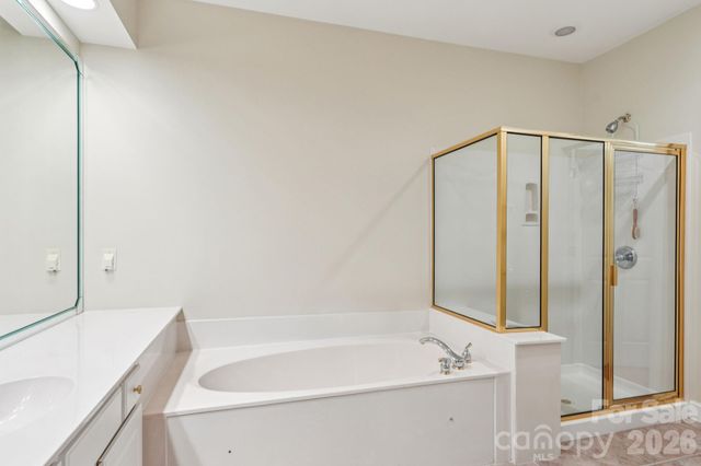 10826 Rogalla Drive, Charlotte, NC 28277