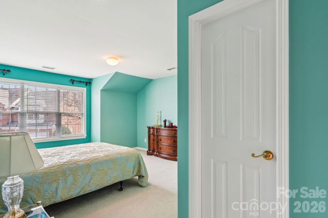 10826 Rogalla Drive, Charlotte, NC 28277