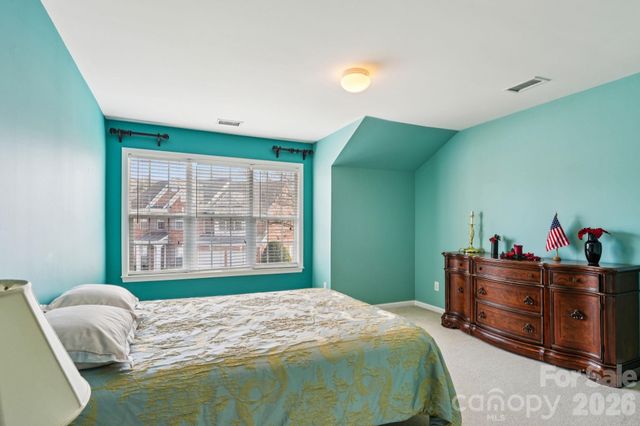 10826 Rogalla Drive, Charlotte, NC 28277