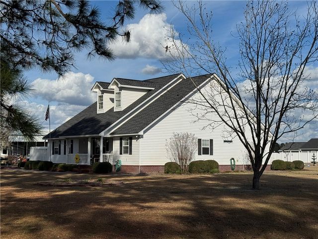 5710 Wooddell Ridge Road, Waycross, GA 31503