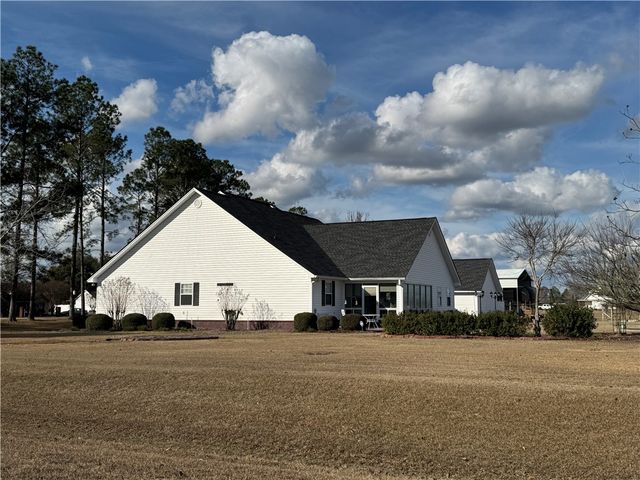 5710 Wooddell Ridge Road, Waycross, GA 31503
