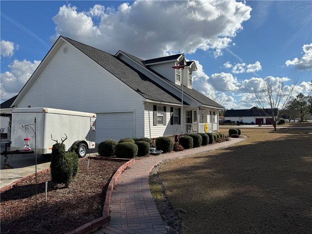 5710 Wooddell Ridge Road, Waycross, GA 31503