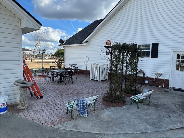 5710 Wooddell Ridge Road, Waycross, GA 31503