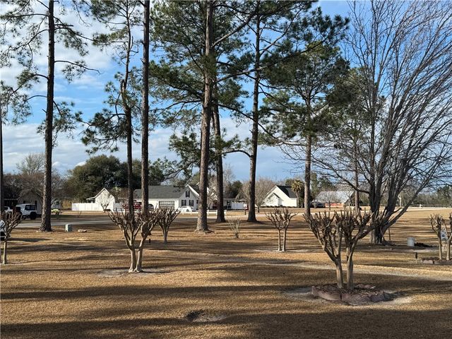 5710 Wooddell Ridge Road, Waycross, GA 31503