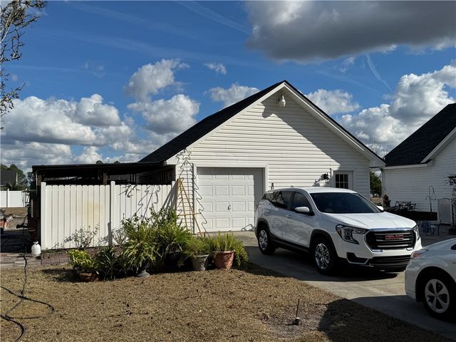 5710 Wooddell Ridge Road, Waycross, GA 31503