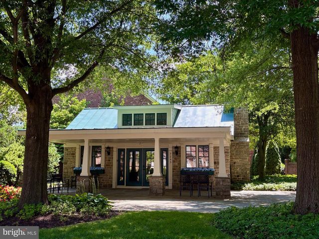 7212 FARM MEADOW CT, Mclean, VA 22101