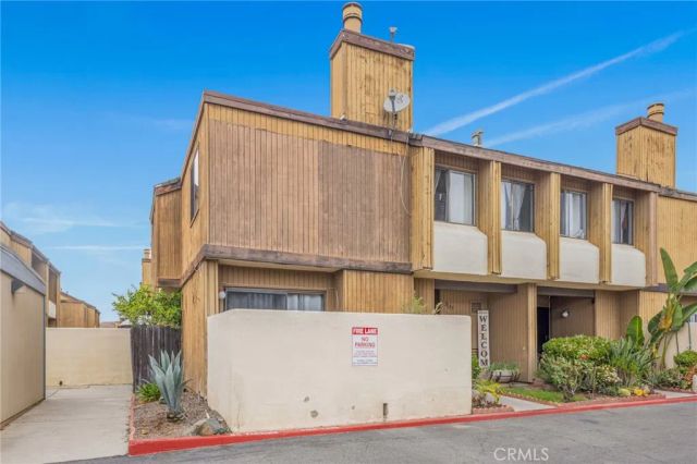 1381 S Walnut 2105, Anaheim, CA 92802