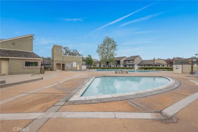 1381 S Walnut 2105, Anaheim, CA 92802