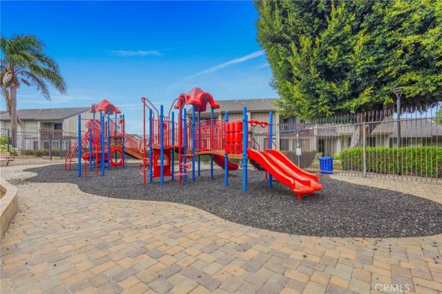 1381 S Walnut 2105, Anaheim, CA 92802