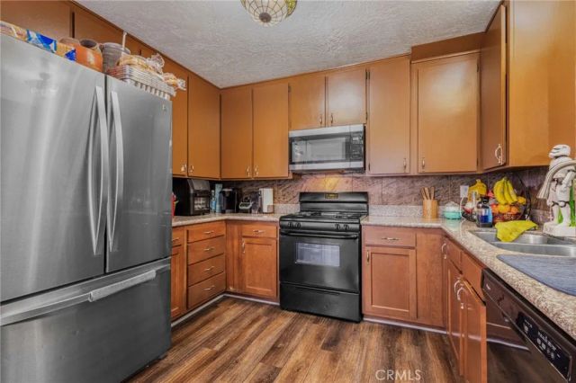 1381 S Walnut 2105, Anaheim, CA 92802