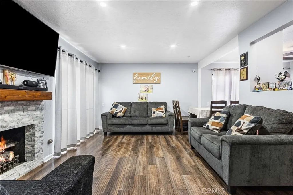 1381 S Walnut 2105, Anaheim, CA 92802