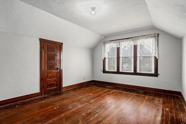 411 1st AVENUE E, Holmen, WI 54636