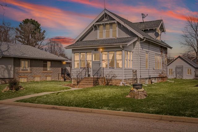 411 1st AVENUE E, Holmen, WI 54636