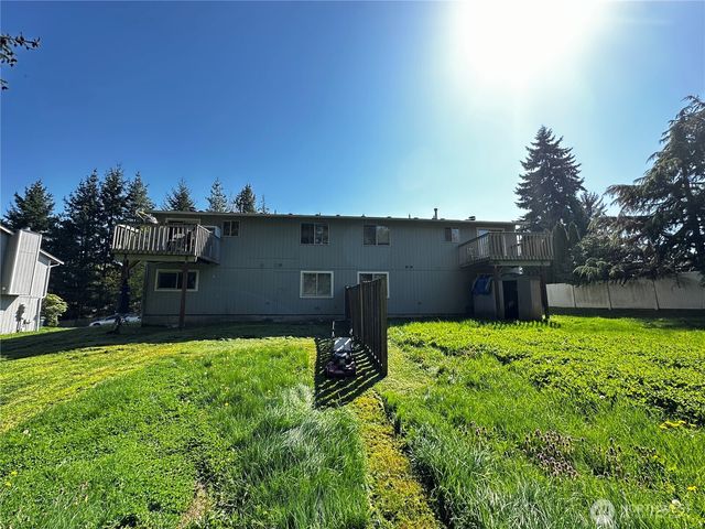 7421 114th Street E, Puyallup, WA 98373