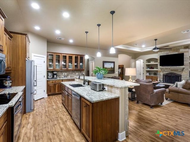 2726 Royalwood Drive, New Braunfels, TX 78132