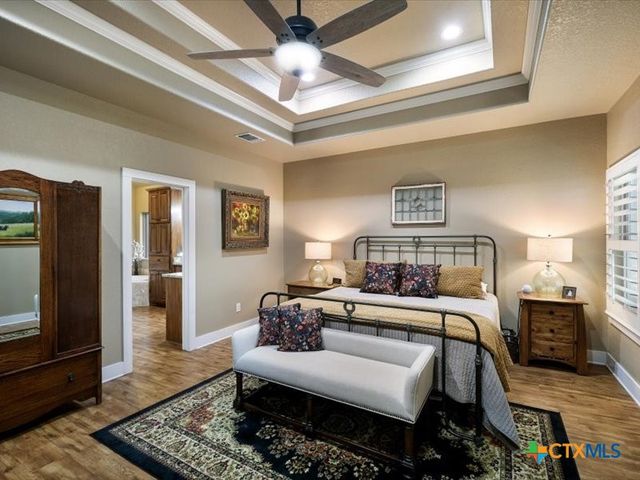 2726 Royalwood Drive, New Braunfels, TX 78132