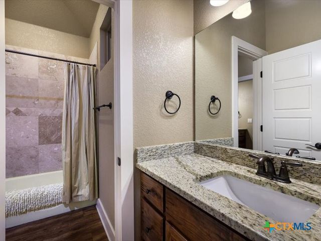 2726 Royalwood Drive, New Braunfels, TX 78132