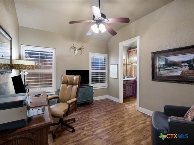 2726 Royalwood Drive, New Braunfels, TX 78132