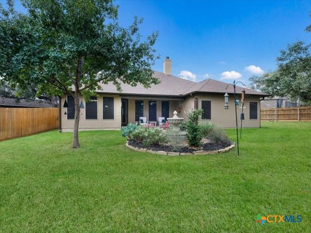 2726 Royalwood Drive, New Braunfels, TX 78132
