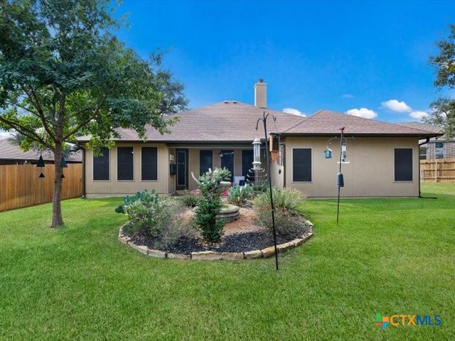 2726 Royalwood Drive, New Braunfels, TX 78132