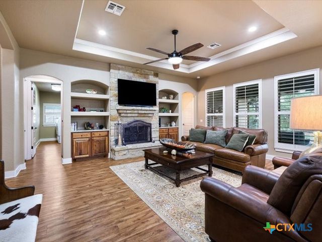 2726 Royalwood Drive, New Braunfels, TX 78132