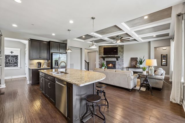 401 Larkhill Ln, Nolensville, TN 37135